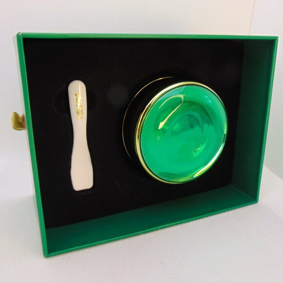 KEDMA COLLAGEN Neck & Decollete Cream w/ Dead Sea Minerals 1.7oz/50g NIB - Picture 3 of 4